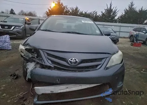 2011 Toyota Corolla Base z USA, uszkodzony, nr VIN JTDBU4EE7B9133393